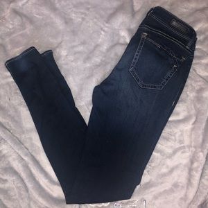 Buckle Jeans
